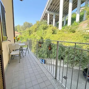 Confortevole Con Terrazza Appartement